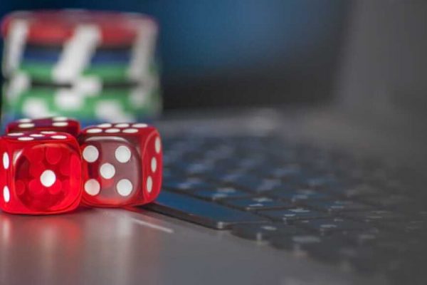Techniques for playing dice to earn money